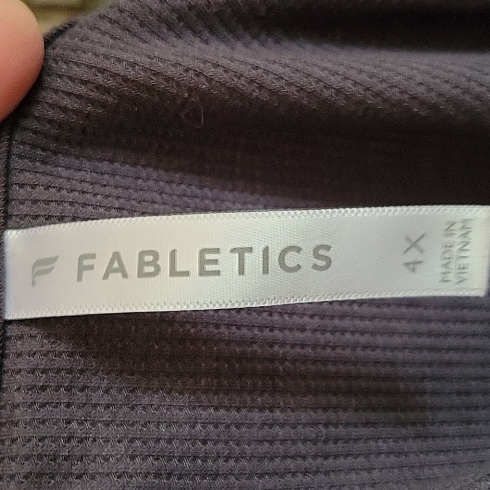 Fabletics Shirt - Picture 5 of 8